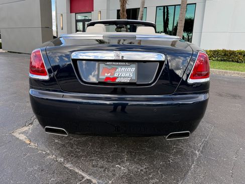 Used 2016 Rolls-Royce Dawn image 18