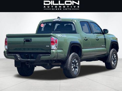 Used 2021 Toyota Tacoma TRD Off-Road w/ TRD Premium Off Road Package AWD/4WD image 4