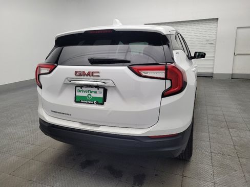 Used 2024 GMC Terrain SLE FWD image 7