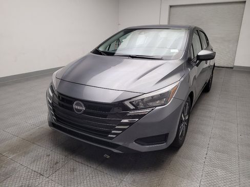 Used 2025 Nissan Versa SV FWD image 15