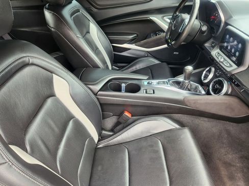 Used 2023 Chevrolet Camaro LT RWD image 19