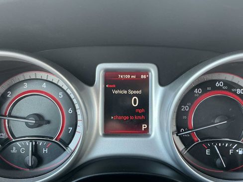 Used 2017 Dodge Journey SE FWD image 9