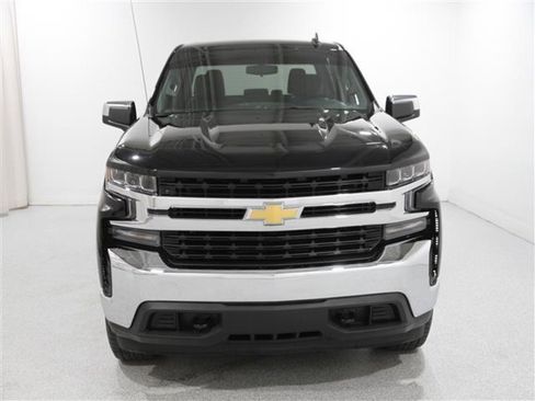 Certified 2022 Chevrolet Silverado 1500 LT image 2