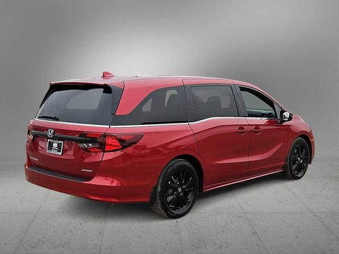 Used 2023 Honda Odyssey Sport image 8