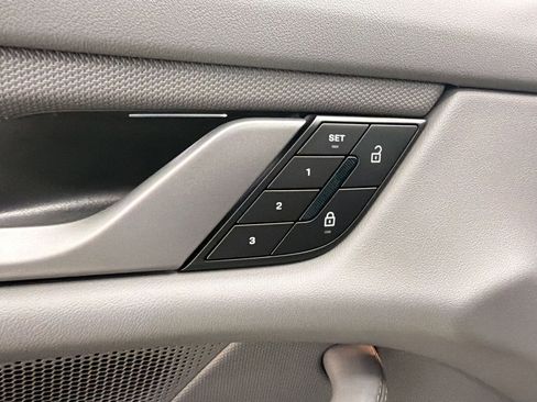 New 2026 Porsche Taycan AWD/4WD image 18