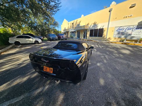 Used 2013 Chevrolet Corvette Convertible w/ 2LT Preferred Equipment Group RWD image 20