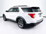 Certified 2021 Ford Explorer XLT w/ Equipment Group 202A image 4