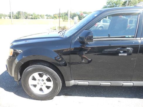 Used 2010 Ford Escape Limited AWD/4WD image 9