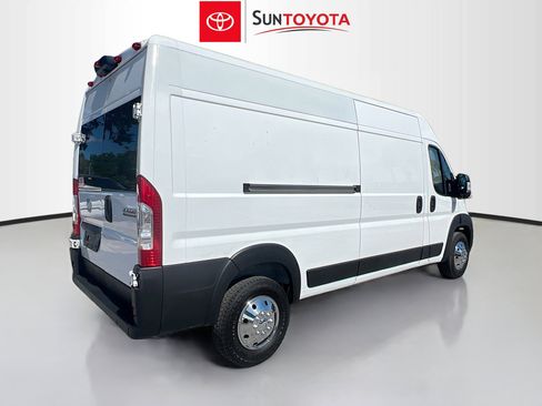 Used 2023 RAM ProMaster 2500 FWD image 4