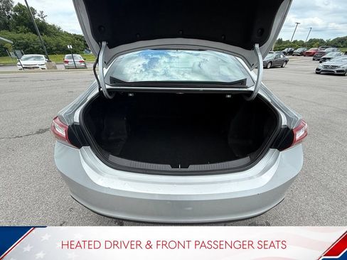 Used 2021 Chevrolet Malibu LT FWD image 13