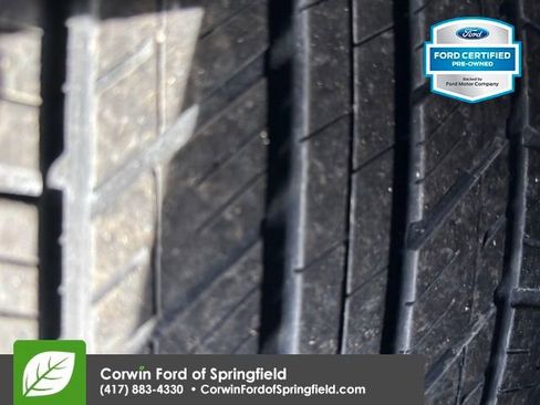 Certified 2018 Ford Explorer Platinum image 4