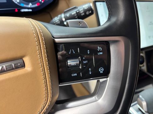 Used 2023 Land Rover Range Rover Long Wheelbase SE image 20