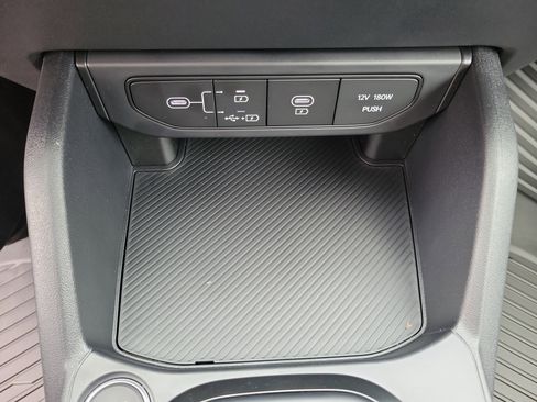 New 2026 Kia K4 LXS image 11