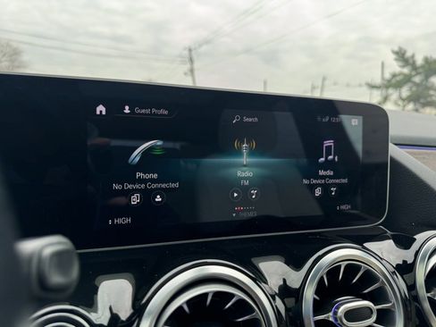 Used 2021 Mercedes-Benz GLA 250 GLA 250 4MATIC SUV image 61