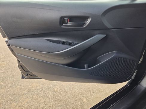 Used 2026 Toyota Corolla LE FWD image 25
