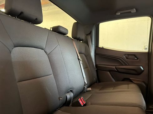 Used 2024 Chevrolet Colorado W/T image 30