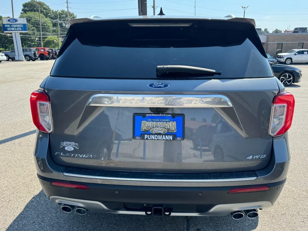Used 2021 Ford Explorer Platinum w/ Equipment Group 601A AWD/4WD image 4