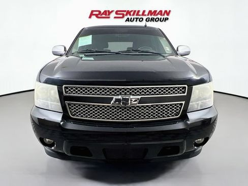 Used 2010 Chevrolet Tahoe LTZ AWD/4WD image 2