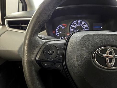 Used 2021 Toyota Corolla L image 21