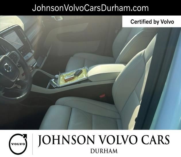 Certified 2024 Volvo XC40 B5 Plus w/ Protection Package Premier AWD/4WD image 9