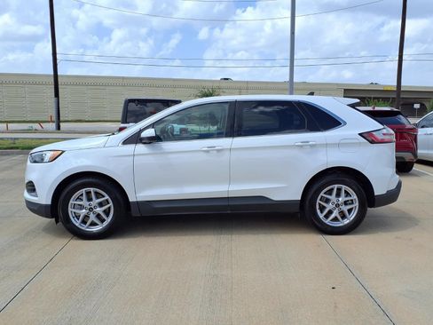 Used 2024 Ford Edge SEL AWD/4WD image 3