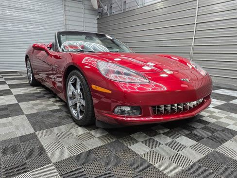 Used 2010 Chevrolet Corvette Convertible w/ Preferred Equipment Group RWD image 5