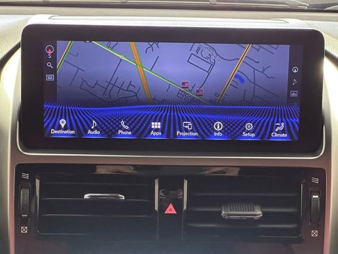 Used 2022 Lexus GX 460 Luxury w/ Sport Design Package AWD/4WD image 27