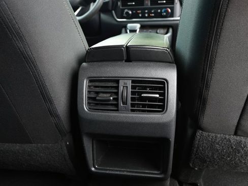 Used 2021 Nissan Rogue S FWD image 27