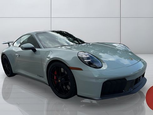 Used 2026 Porsche 911 Carrera GTS RWD image 9