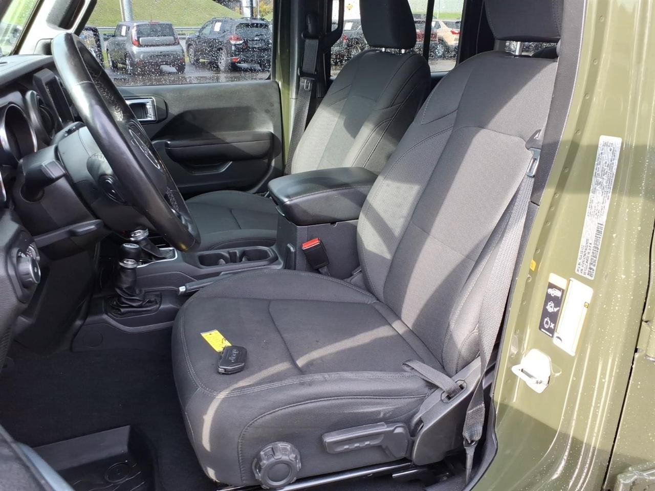 Used 2021 Jeep Wrangler Unlimited Sport AWD/4WD image 6