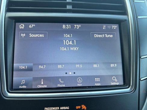 Used 2020 Lincoln Nautilus Reserve AWD/4WD image 34