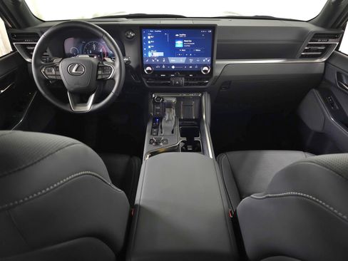 Certified 2025 Lexus GX 550 w/ Accessory Package (2T) AWD/4WD image 13