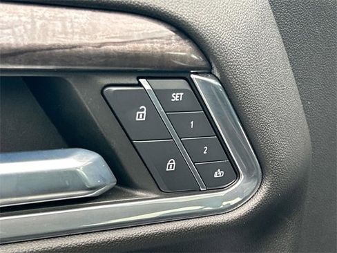 Used 2022 Chevrolet Silverado 1500 LTZ w/ LTZ Premium Package image 28