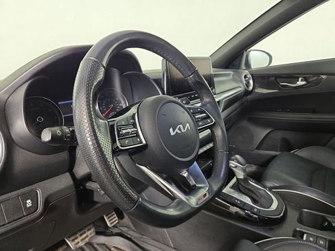 Certified 2022 Kia Forte GT-Line w/ GT-Line Premium Package image 14