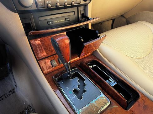 Used 2006 Lexus LS 430 Sedan image 21