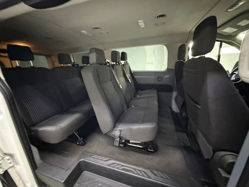 Used 2018 Ford Transit 150 XL RWD image 20