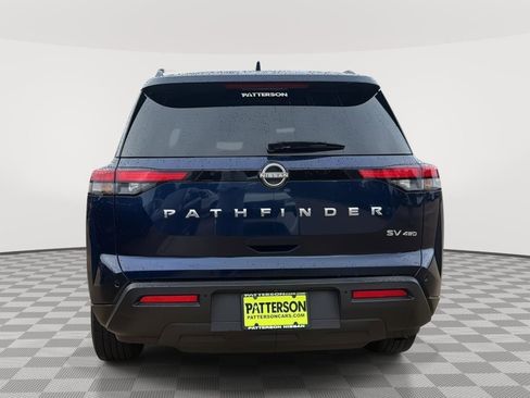 Used 2023 Nissan Pathfinder SV AWD/4WD image 3