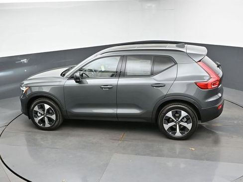 New 2026 Volvo XC40 B5 Plus w/ Protection Package Premier image 46