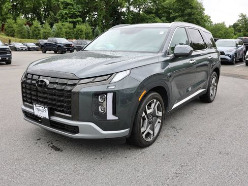 Certified 2024 Hyundai Palisade Limited AWD/4WD image 3