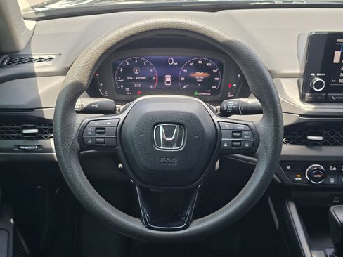 Used 2023 Honda Accord EX image 15