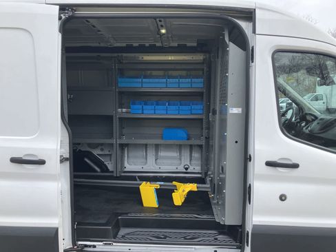 Used 2017 Ford Transit 150 130 Medium Roof RWD image 24