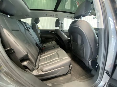Used 2023 Audi Q7 3.0T Premium Plus image 27