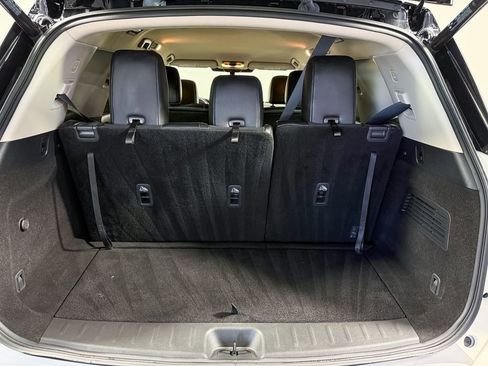 Certified 2024 Nissan Pathfinder SL AWD/4WD image 35