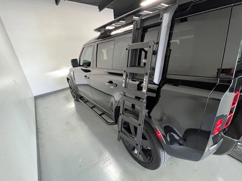 Used 2020 Land Rover Defender 110 HSE image 20