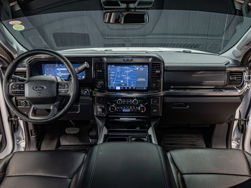 Used 2025 Ford F250 Lariat w/ Lariat Ultimate Package AWD/4WD image 18