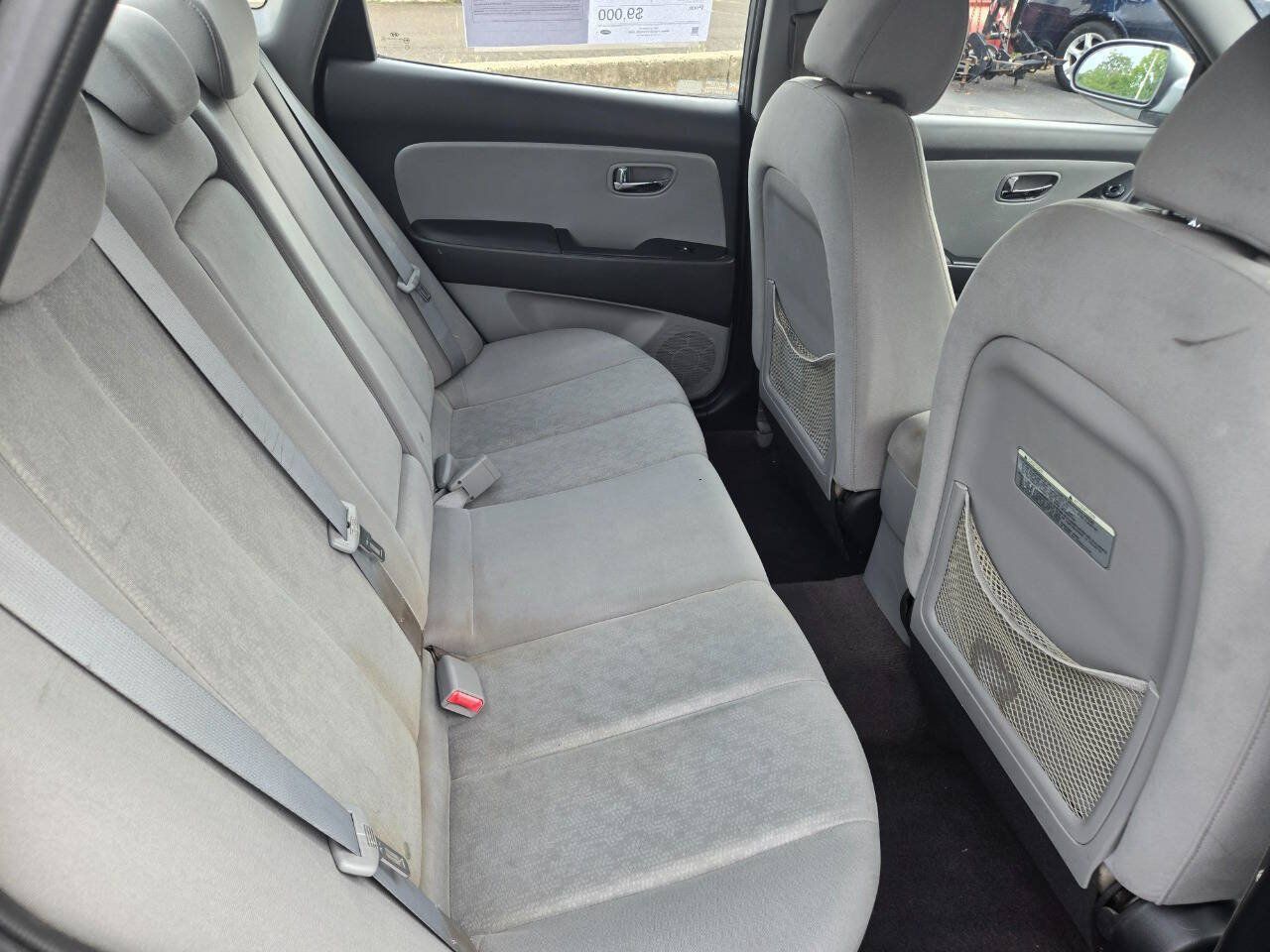 Used 2010 Hyundai Elantra GLS FWD image 21