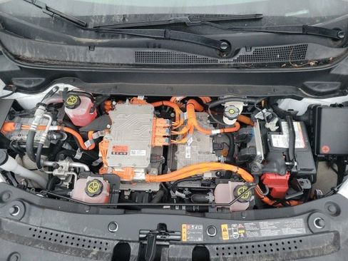 Used 2023 Chevrolet Bolt EUV LT w/ Convenience Package image 27