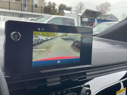 New 2025 Honda Prologue EX image 25