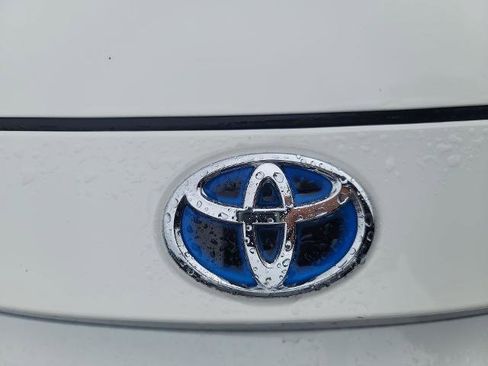Used 2024 Toyota Corolla Hybrid Sedan image 28