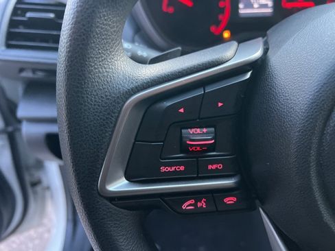 Used 2017 Subaru Impreza 2.0i Premium image 15